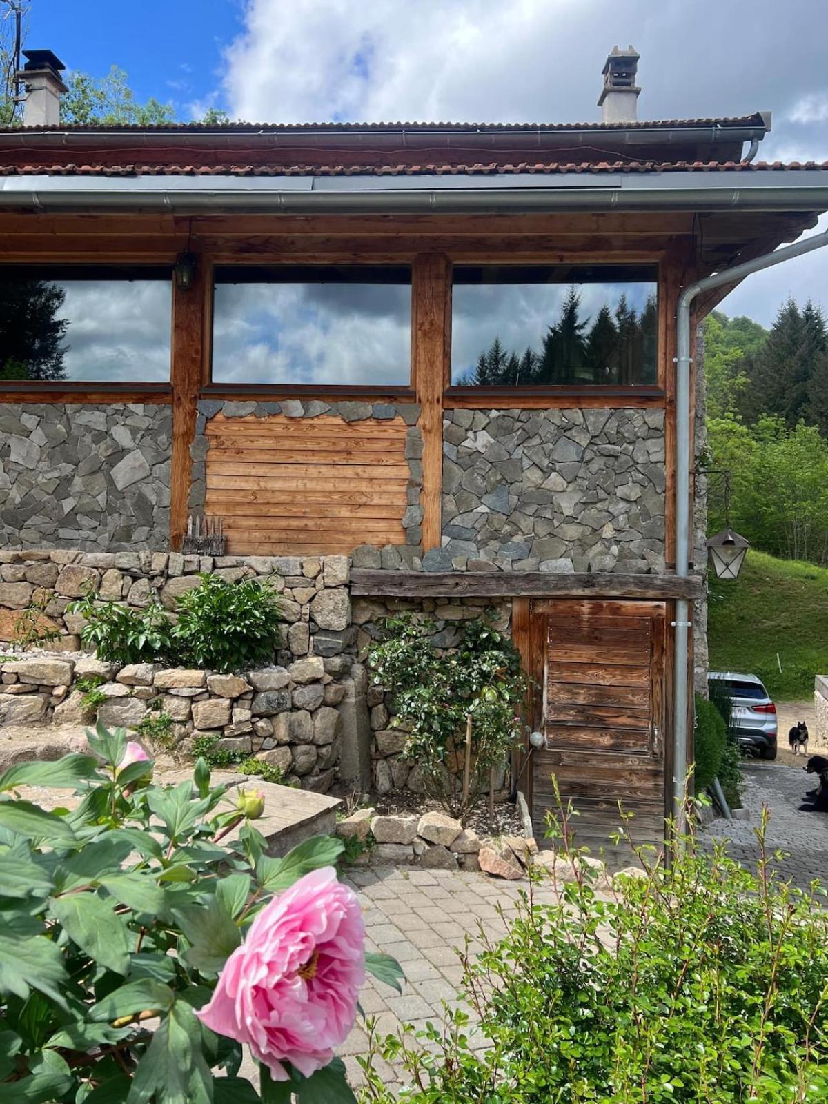 Maison Pres De La Dolce Via Avec Bain Norvegien Saint-Cierge-sous-le-Cheylard Bagian luar foto